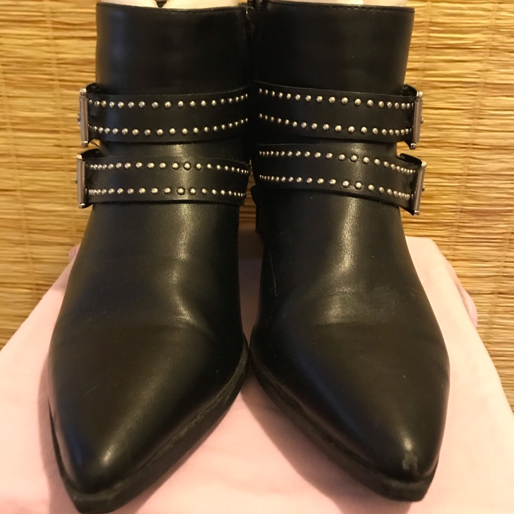 Express Booties - Picture 3 of 7